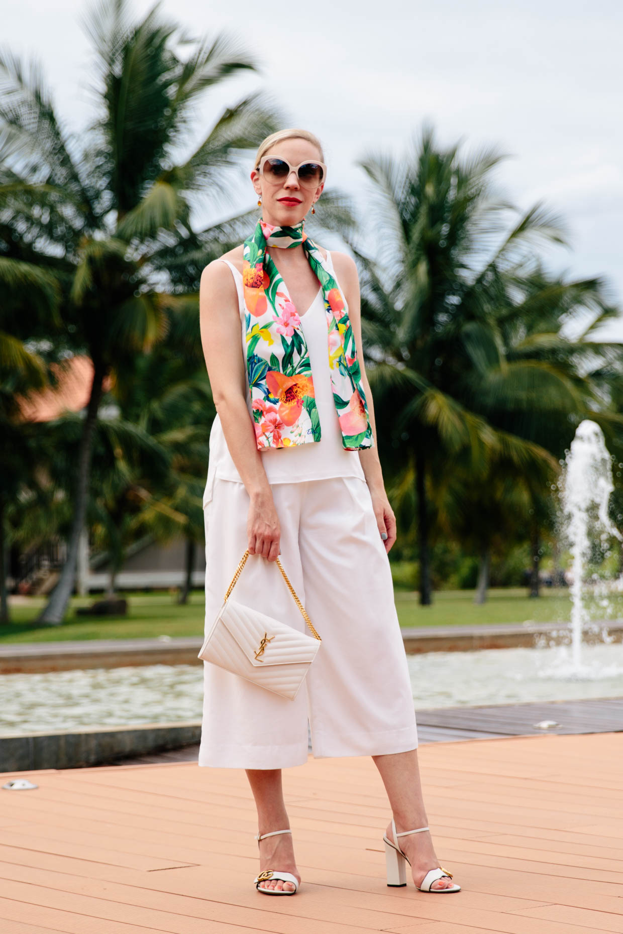 Meagan Brandon fashion blogger of Meagan's Moda wears all white
