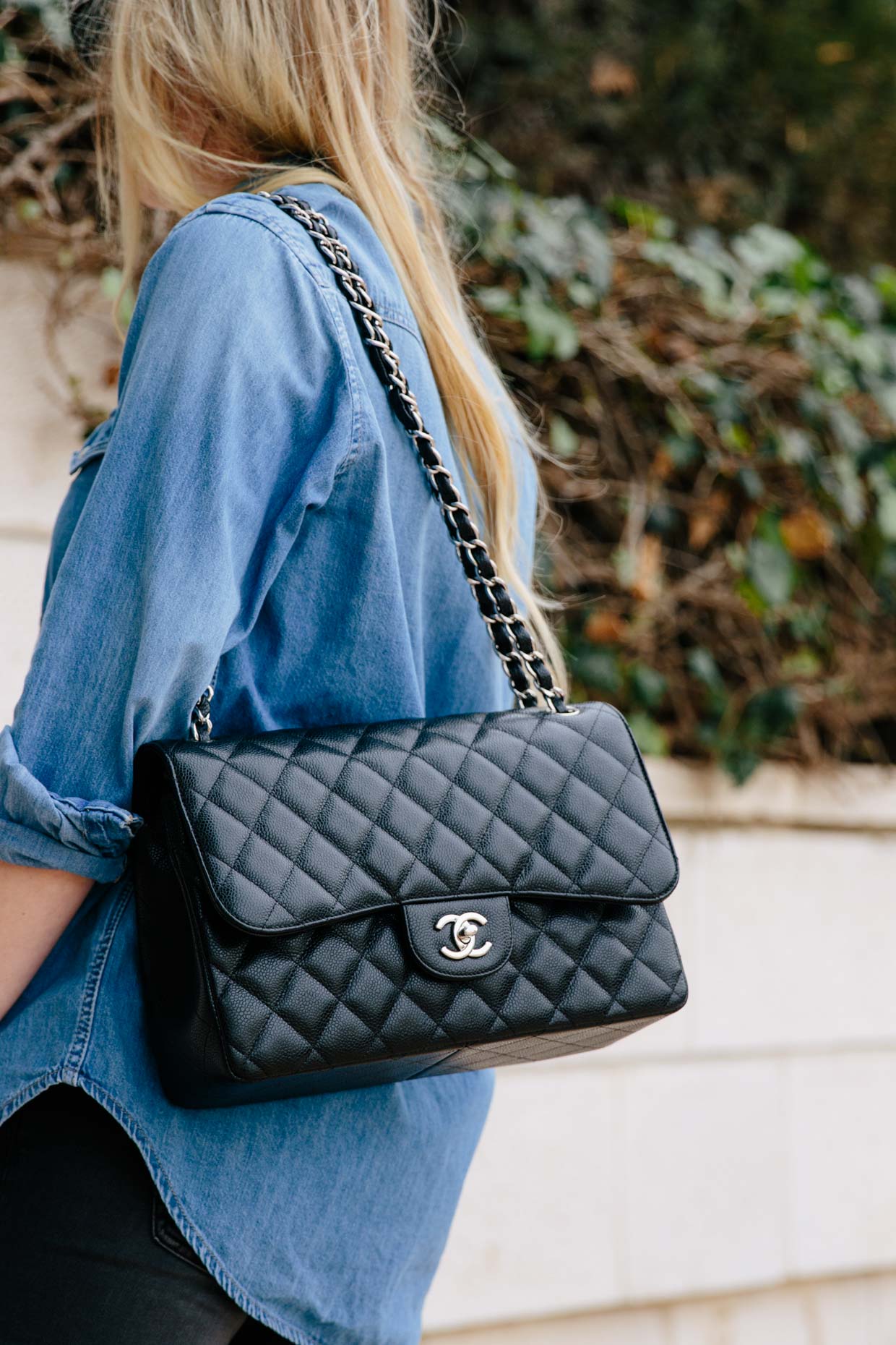 streetstyle, #denim  Bags, Chanel bag, Chanel handbags