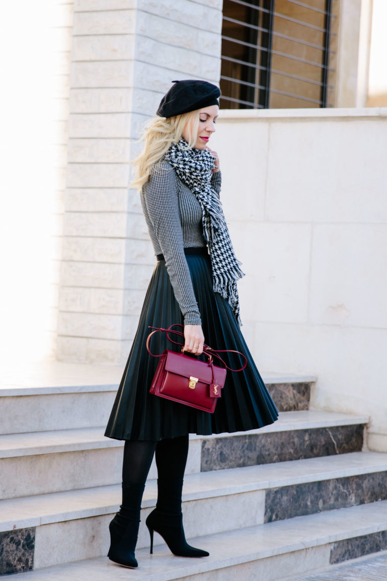 Mixing Houndstooth Prints for the Holidays - Meagan's Moda