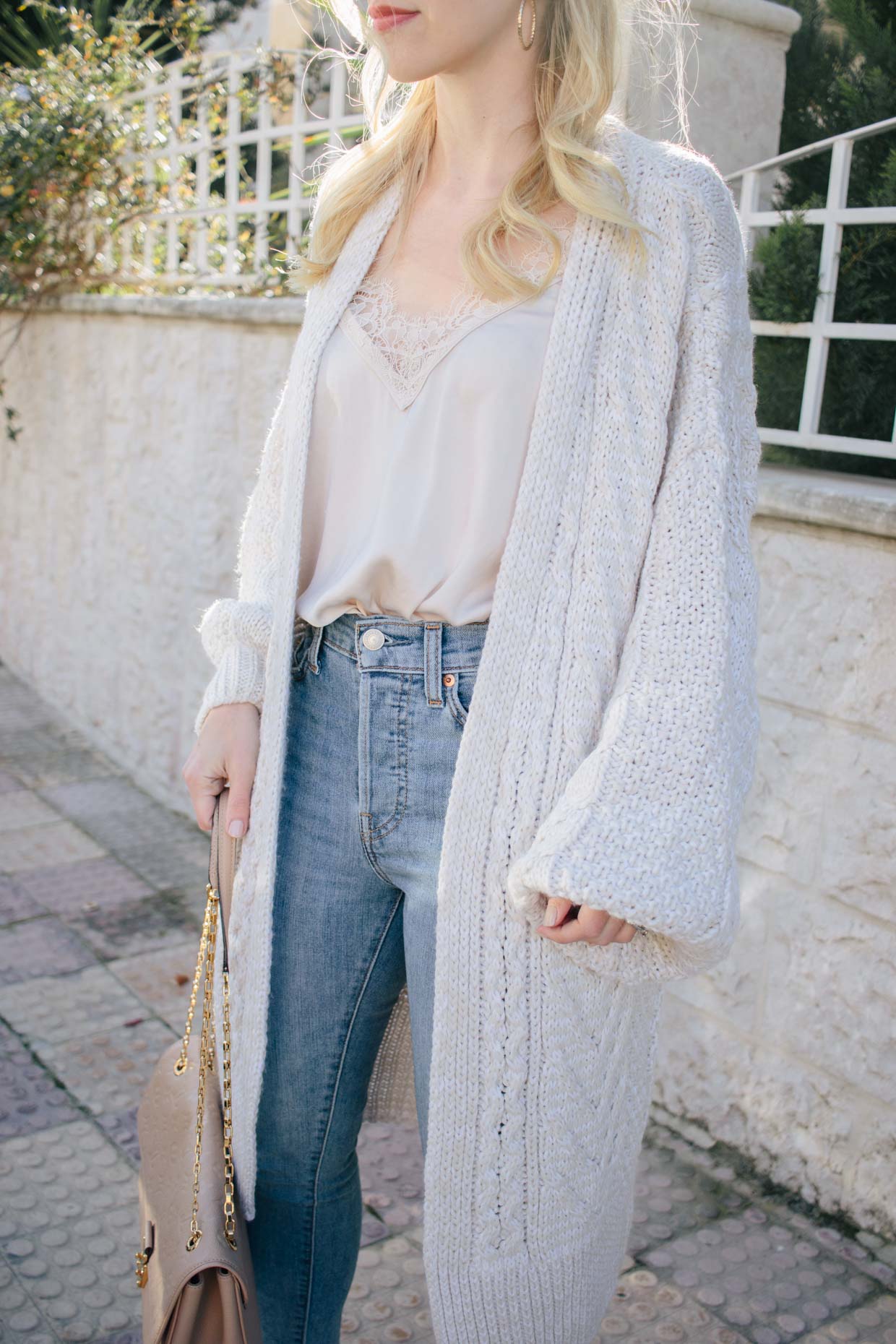 Meagan Brandon fashion blogger wears 