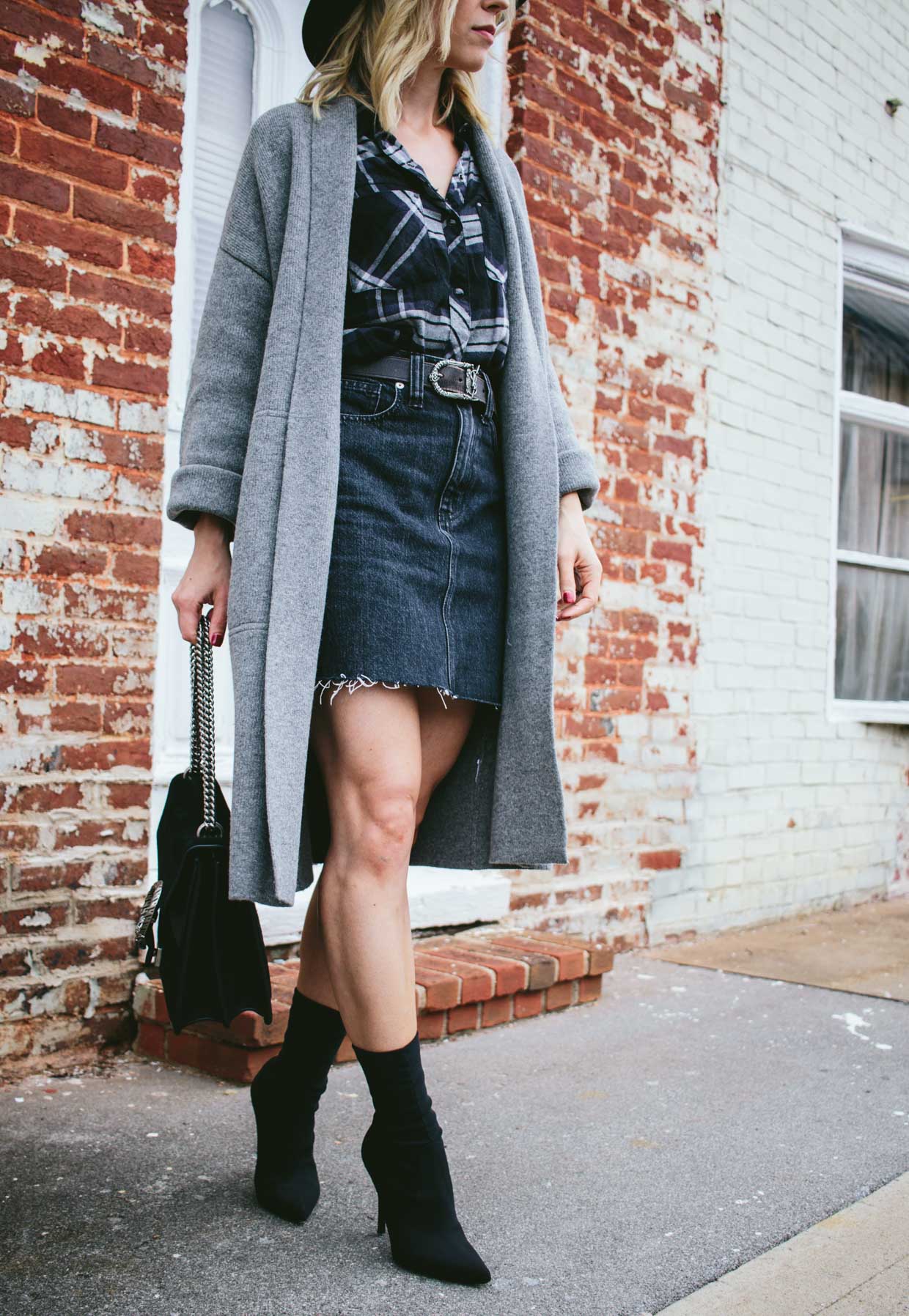 Meagan Brandon fashion blogger of Meagan's Moda wears Madewell