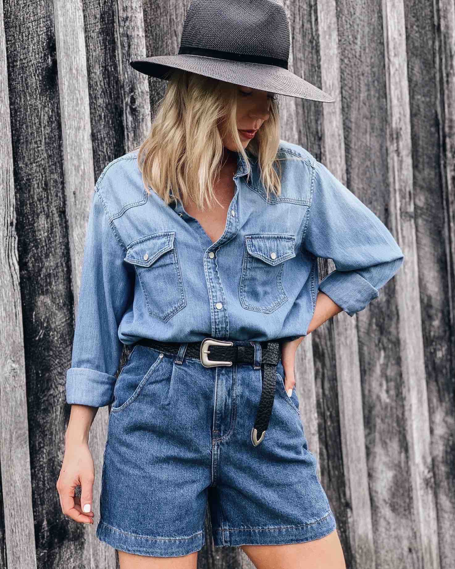 Meagan Brandon fashion blogger wears Levi's ex boyfriend trucker