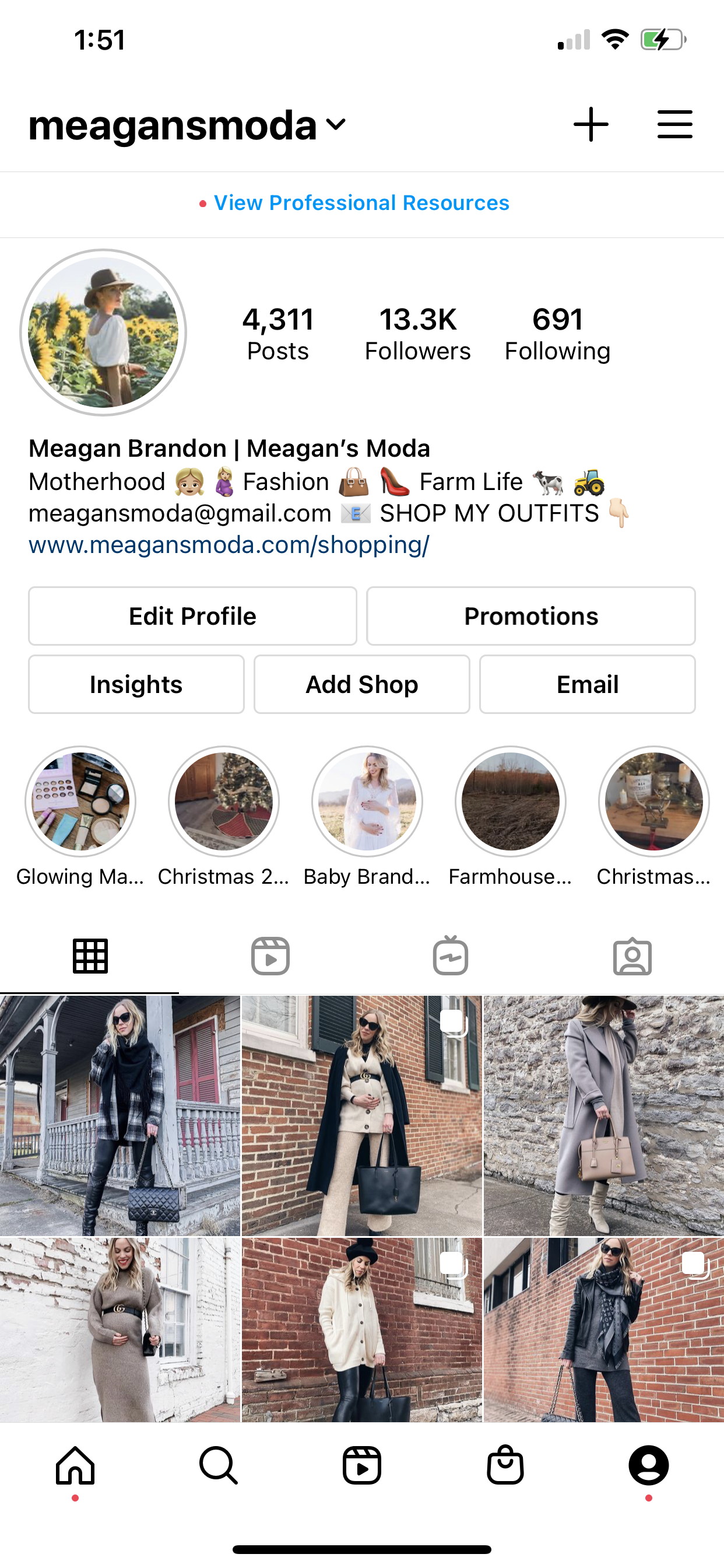 Meagan Brandon fashion blogger of Meagan's Moda explains how to shop Instagram outfits using LiketoKnow.It platform
