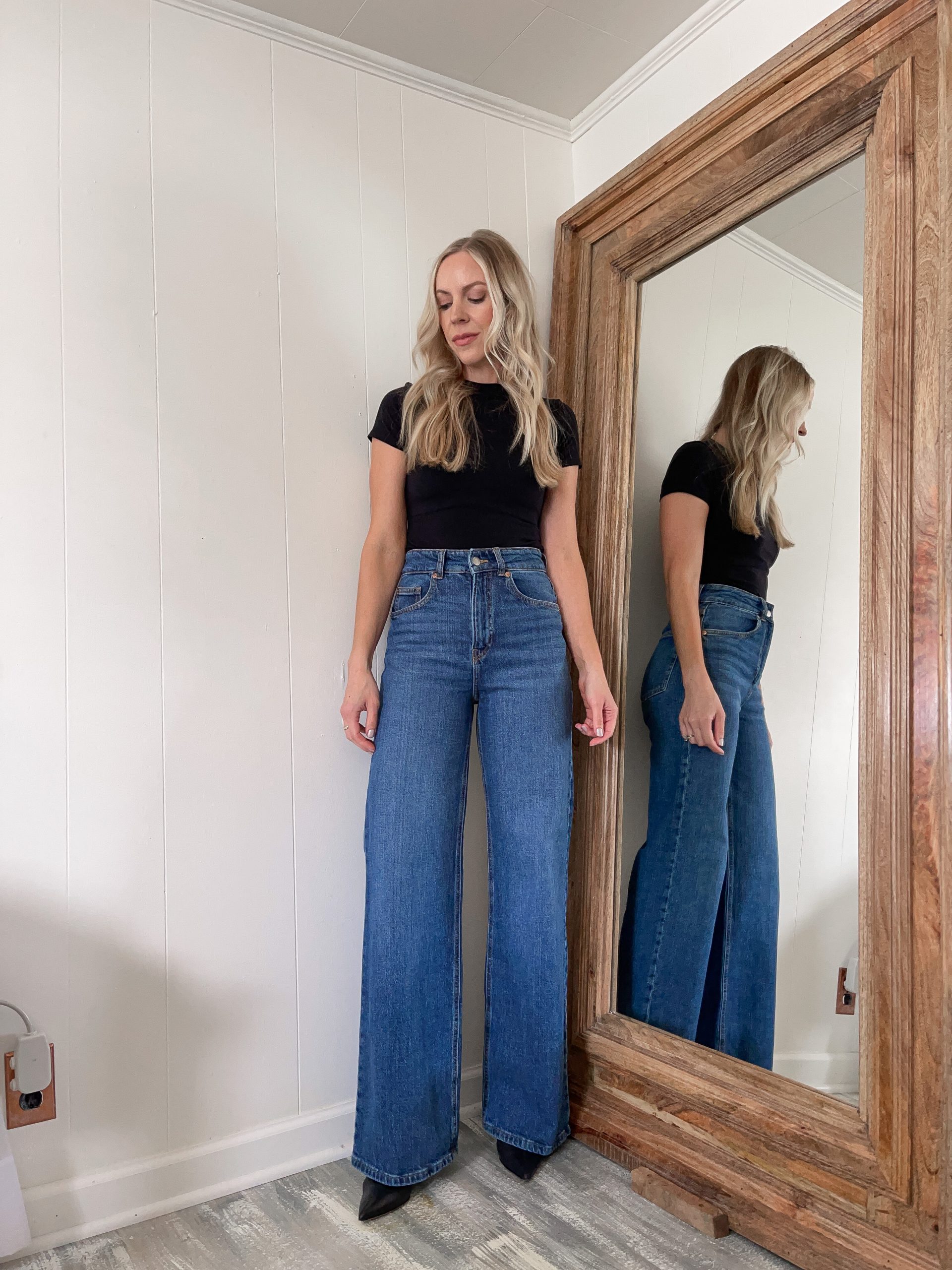 Meagan's Moda wearing H&M wide leg jeans, H&M wide leg jeans sizing info -  Meagan's Moda